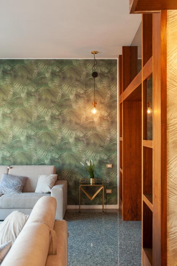 Mareluna Penthouse - Luxury Rooftop サレルノ エクステリア 写真